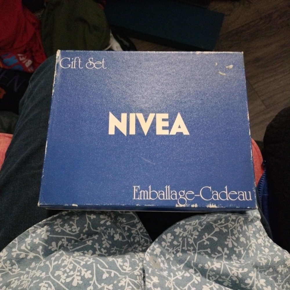 NIVEA Blue Gift Set